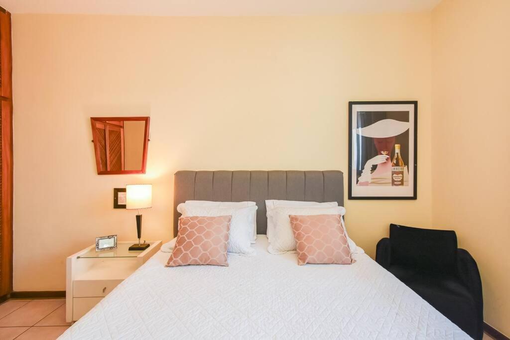 Apartamento Flat Na Calcada Da Da Barra